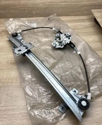 Opel Kadett E Front window lifting mechanism without motor 90186593 LEFTSIDE