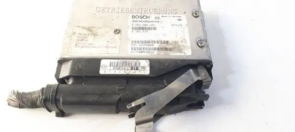 BMW 5 E34 Engine control unit/module 0260002285 1421925