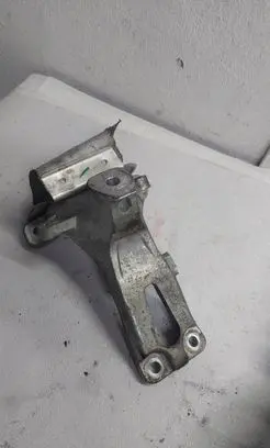 Audi Q5 SQ5 Engine mounting bracket 4G0199308