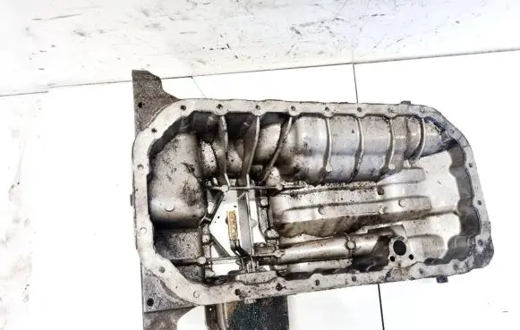 Toyota Land Cruiser (J120) Oil sump