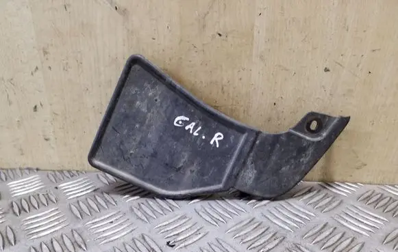 Toyota Corolla Verso AR10 Rear mudguard 