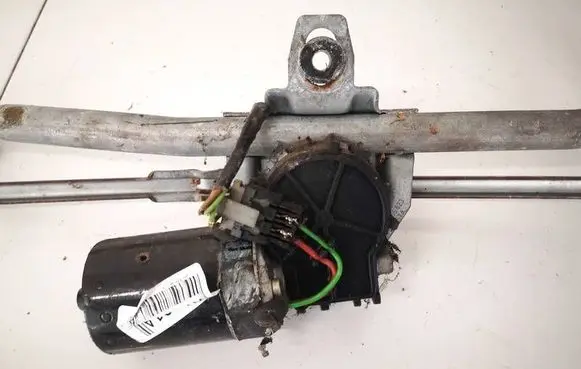 Volkswagen Bora Wiper motor 0390241151