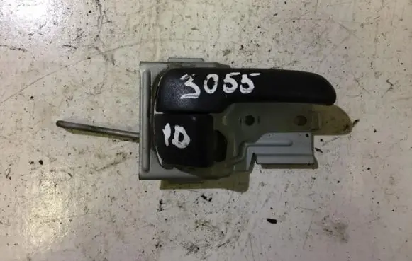 Rear door interior handle