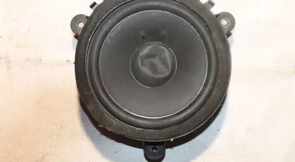Volvo V40 Front door high frequency speaker 30657445