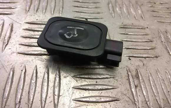 Ford Kuga II Tailgate/boot open switch button dj5t14k147aa