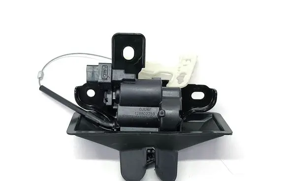 Ford Fusion II Tailgate/trunk/boot lock/catch/latch DS73F43282AE 128802759