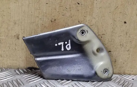 Skoda Yeti (5L) Fender mounting bracket 5L0821141