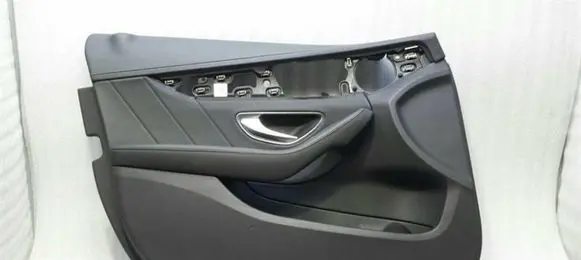 Mercedes-Benz C W205 Front door card panel trim