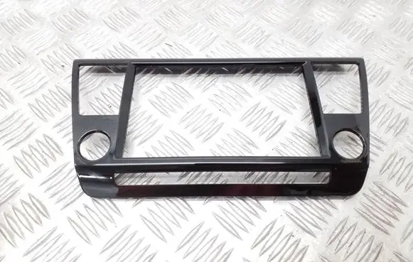 Skoda Superb B8 (3V) Radio/GPS head unit trim 