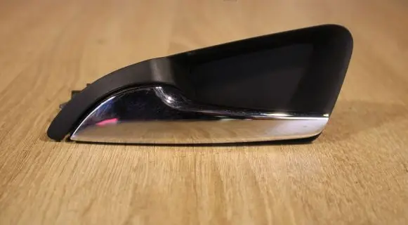 Front fender indicator light