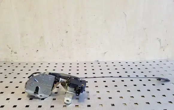 Volkswagen Touareg I Tailgate window lock/catch/latch 7L0827506E