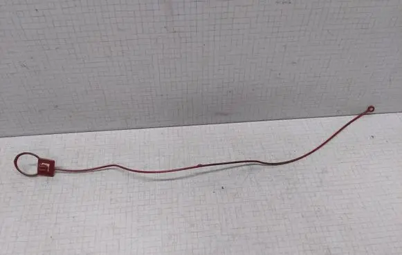 Audi A4 S4 B7 8E 8H Fuel cap flap release cable 8E0862165