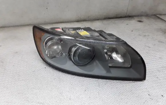 Volvo S40 Headlight/headlamp 30698653