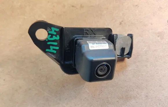Lexus RX 450H Reversing camera 8679048142 GPKD5371RC
