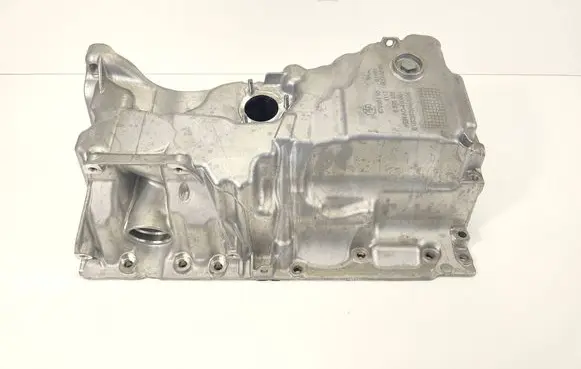 BMW i5 G60 Oil sump 8595455