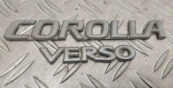 Toyota Corolla Verso AR10 Rear loading door model letters 