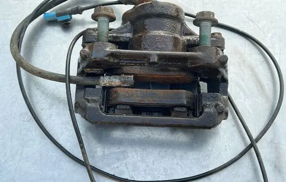 Rear brake caliper