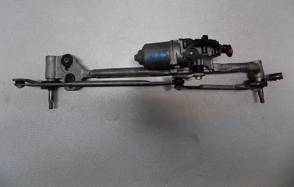 BMW X5 F15 Front wiper linkage and motor 7292653