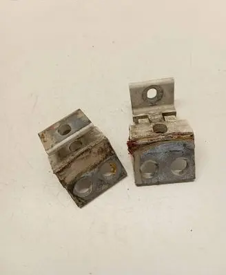 Volkswagen Transporter - Caravelle T4 Front door lower hinge 7D0831401