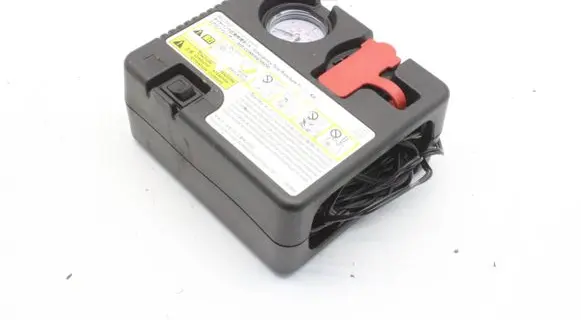 Toyota Prius (XW50) Tire air pump compressor 