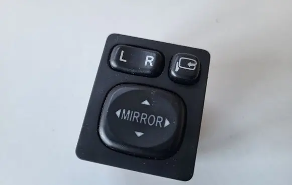 Toyota Verso Wing mirror switch