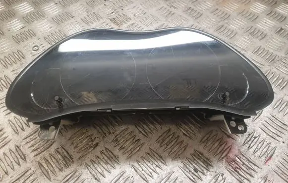 Toyota Avensis T250 Speedometer (instrument cluster) 8380005C00C