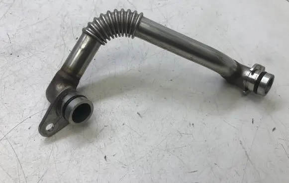 Ford Fiesta EGR valve line/pipe/hose H6BG8C368AA