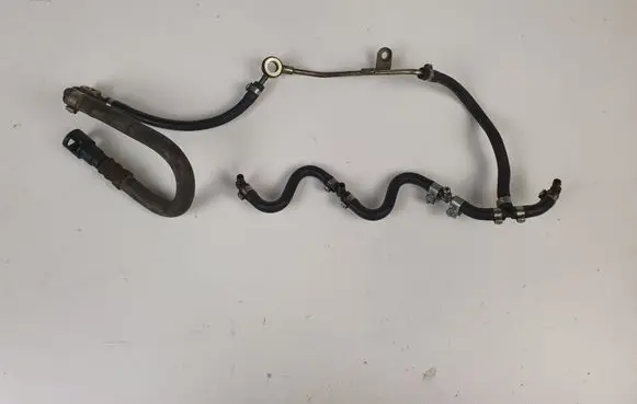 Opel Meriva A Fuel injector supply line/pipe 