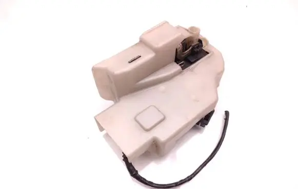 Porsche Cayenne (9PA) Front door lock 7L0837090