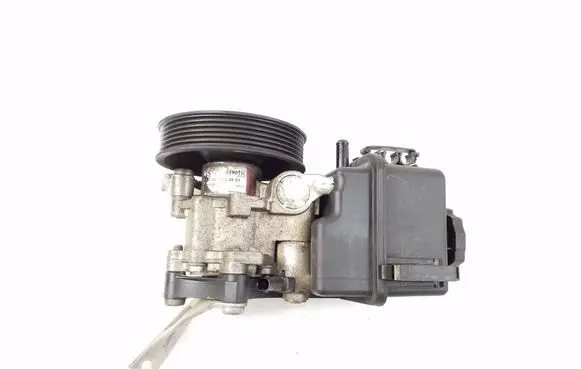 Mercedes-Benz E C207 W207 Power steering pump A0064662601