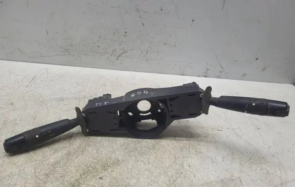 Peugeot 605 Wiper turn signal indicator stalk/switch