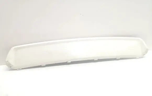 Rear bumper trim bar molding