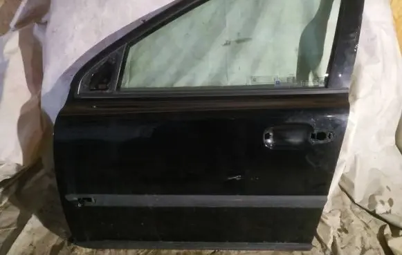 Volvo XC90 Front door juodos