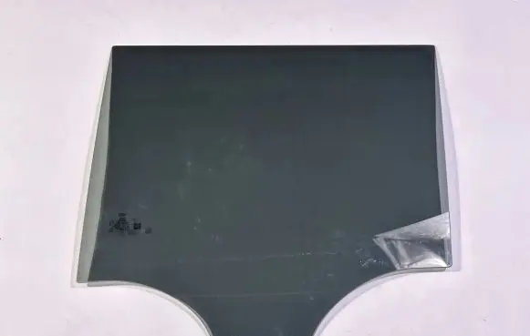 Ford Explorer VI Rear door window glass