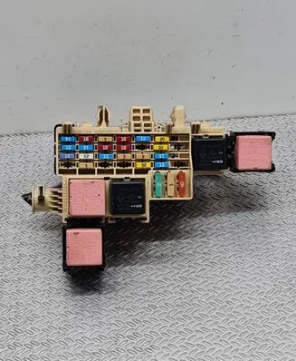 Renault Kangoo II Fuse module 8200574970 64001189
