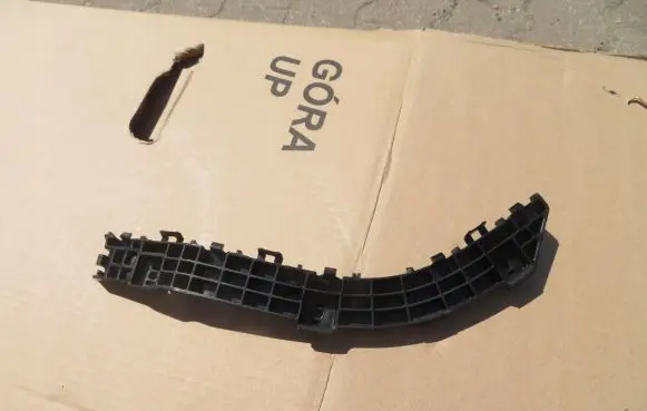 Suzuki Vitara (LY) Tail light part 71831-54p00