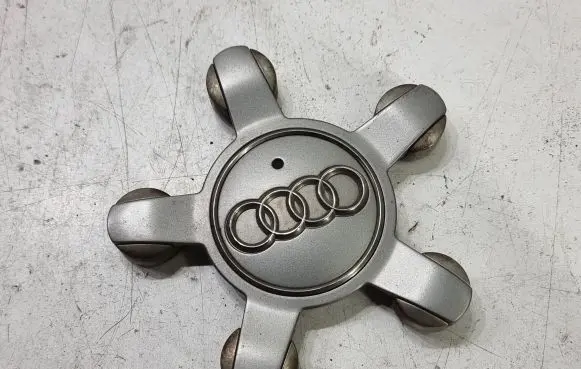 Audi Q5 SQ5 Original wheel cap 8R0601165