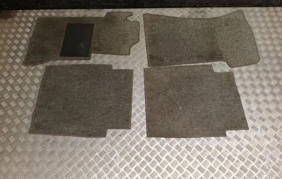 Mercedes-Benz 250 280 W108 Car floor mat set