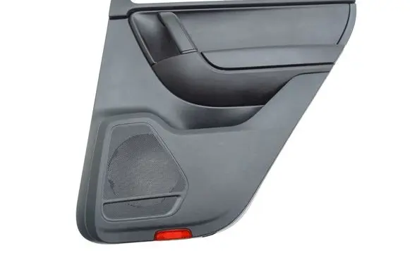 Volkswagen Touareg II Front door trim bar 7P0863981 7P6867211 7P6867212