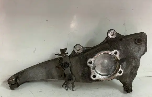 BMW 5 F10 F11 Front wheel hub AIMGSICU