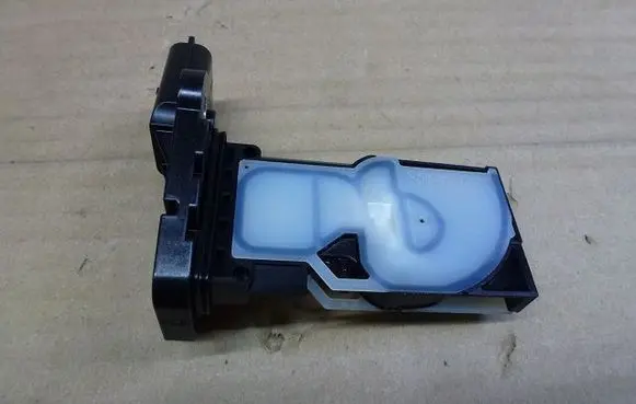 Renault Alaskan Mass air flow meter 226802715R
