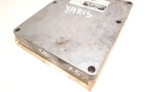 Toyota Yaris Engine control unit/module 8966152321