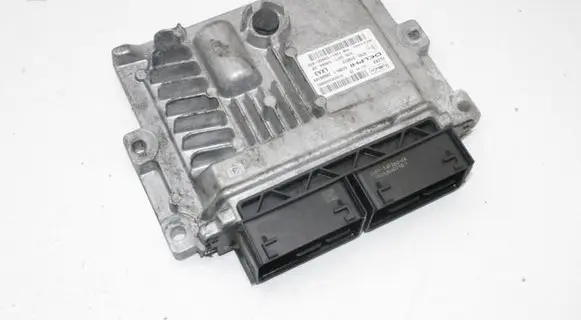 Ford Kuga II Engine control unit/module DS7112B684XB FV4112A650AGD