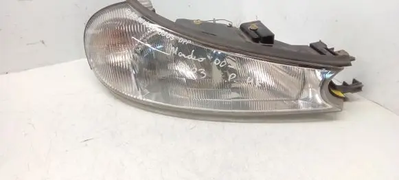 Ford Mondeo MK II Headlight/headlamp 0301098606