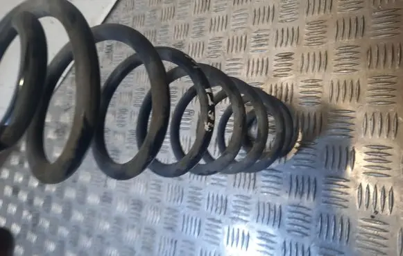 Volkswagen Jetta VI Rear coil spring 1K0511115BD 1K0511115