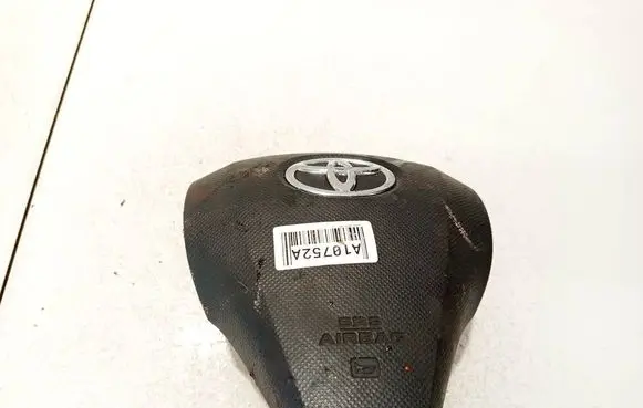 Steering wheel airbag