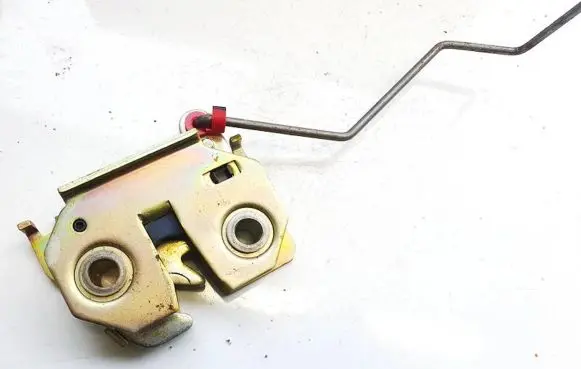 Nissan Primera Seat back rest lock catch 