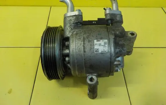 Toyota Aygo AB40 Air conditioning (A/C) compressor (pump) 883100H030
