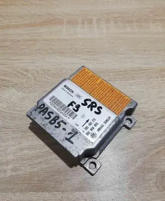 Volkswagen PASSAT B5 Airbag control unit/module 0285001173 3B0959655
