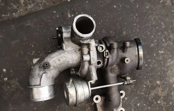 Ford Kuga II Turbo CJ5E6K682CB